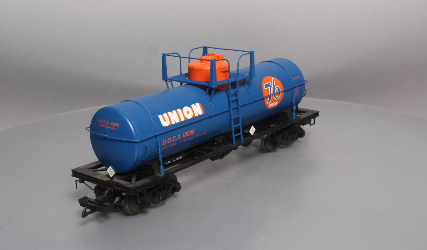 USA Trains R15121 G Union 10,000-Gallon Tank Car Blue
