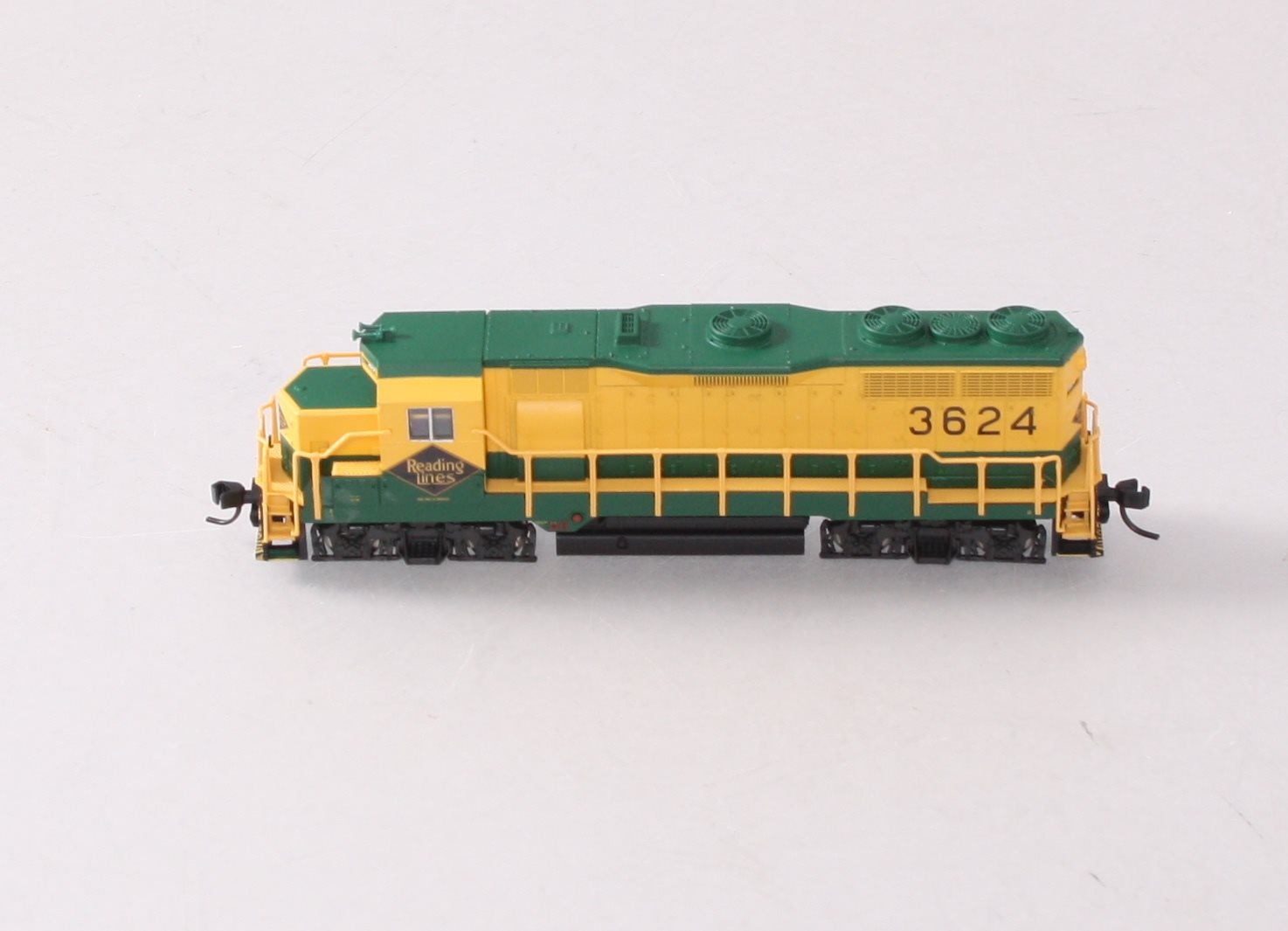 Atlas 46551 N Scale Reading GP35 Diesel Locomotive #3624