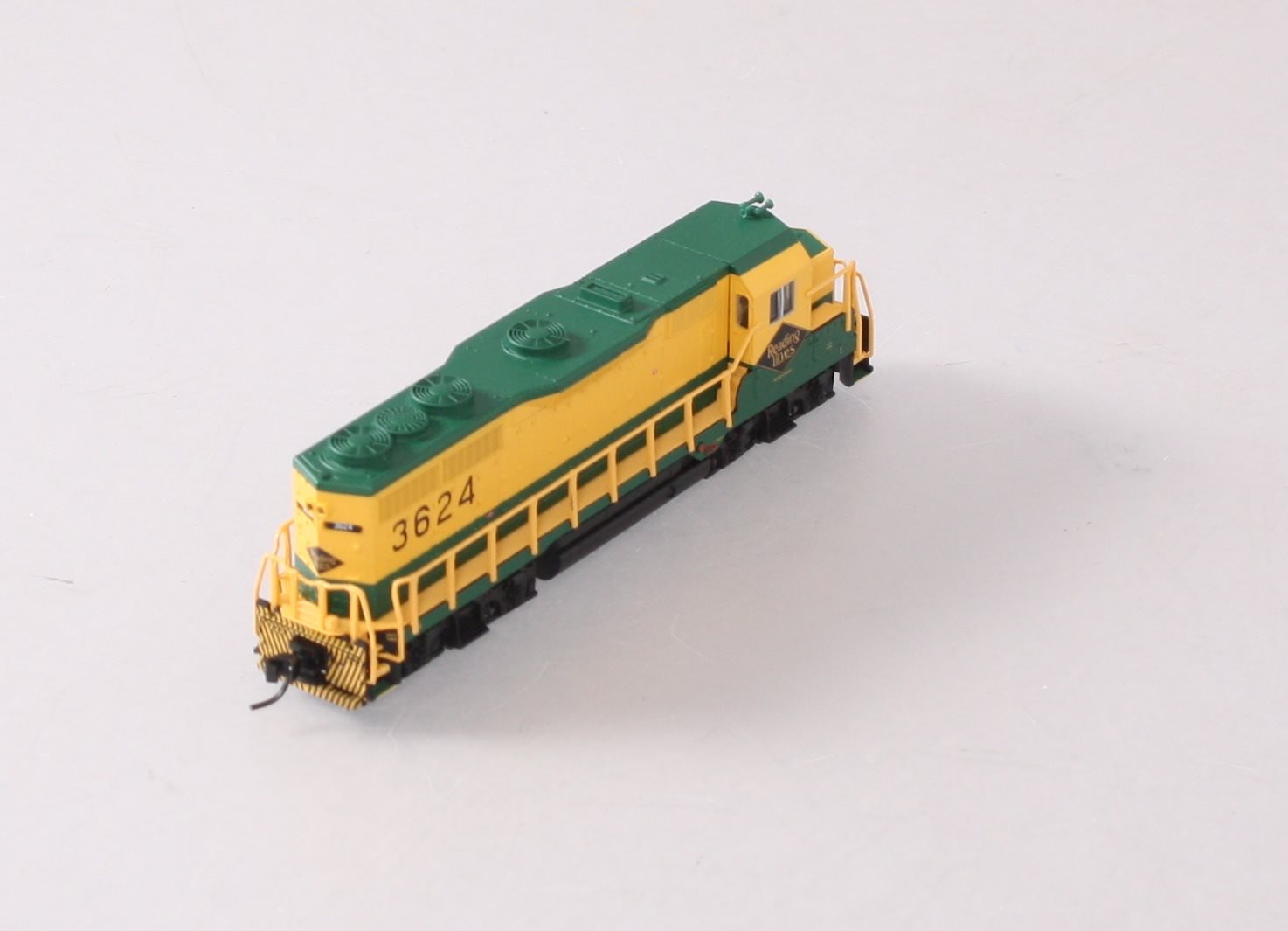 Atlas 46551 N Scale Reading GP35 Diesel Locomotive #3624