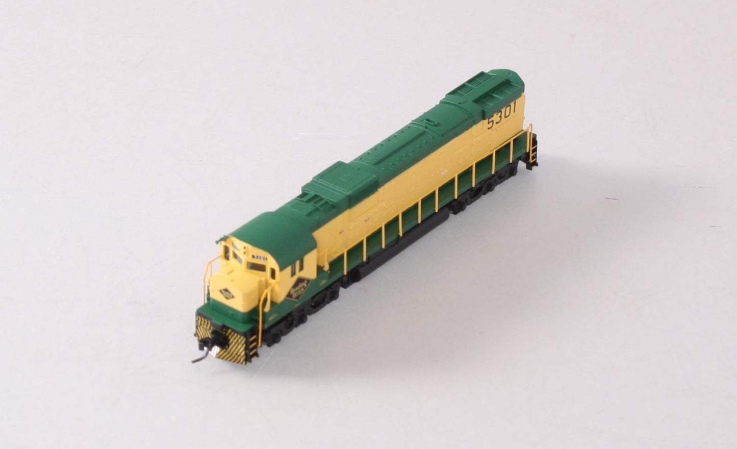 Atlas 54211 N Scale Reading C-630 Diesel Locomotive #5301