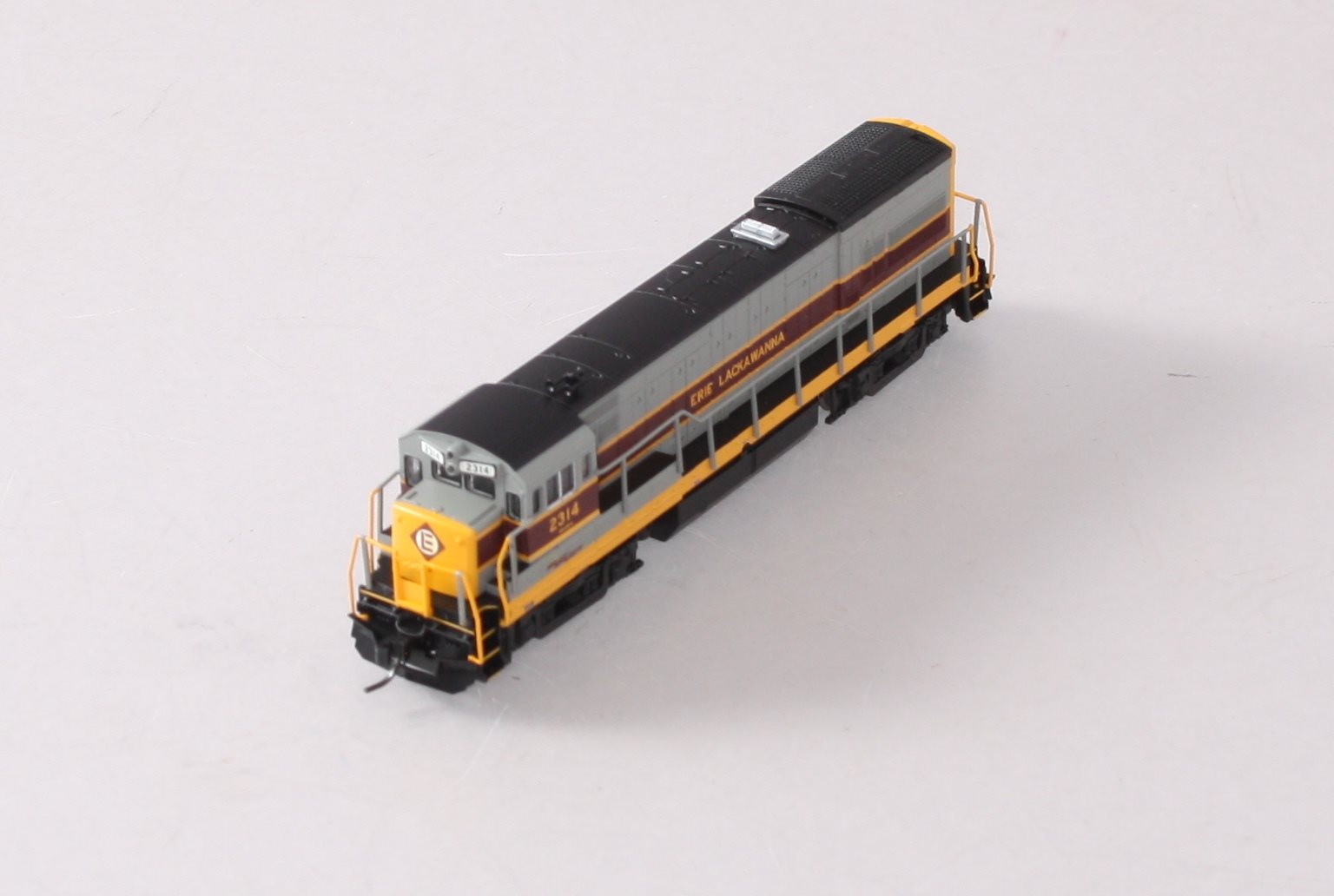 Atlas 40002998 N Erie Lackawanna U23B Locomotive #2314