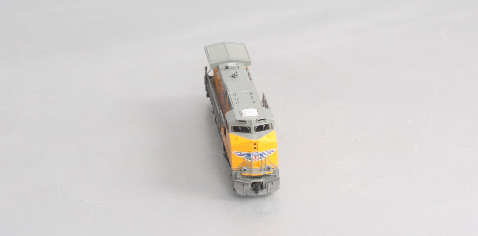 Kato 176-7008 N Union Pacific w/Flag AC4400CW Diesel Locomotive #5791