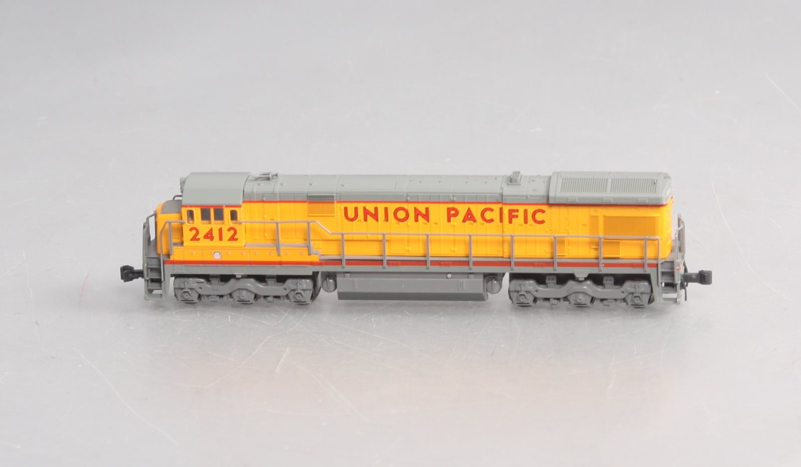 Kato 176-0945 N Scale Union Pacific C30-7 Diesel Locomotive #2412