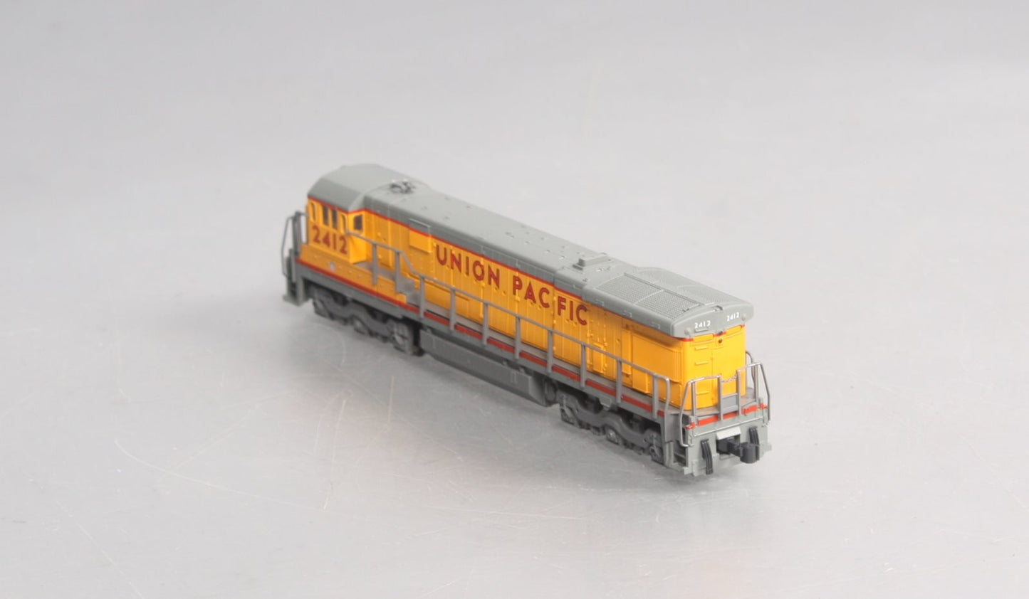 Kato 176-0945 N Scale Union Pacific C30-7 Diesel Locomotive #2412