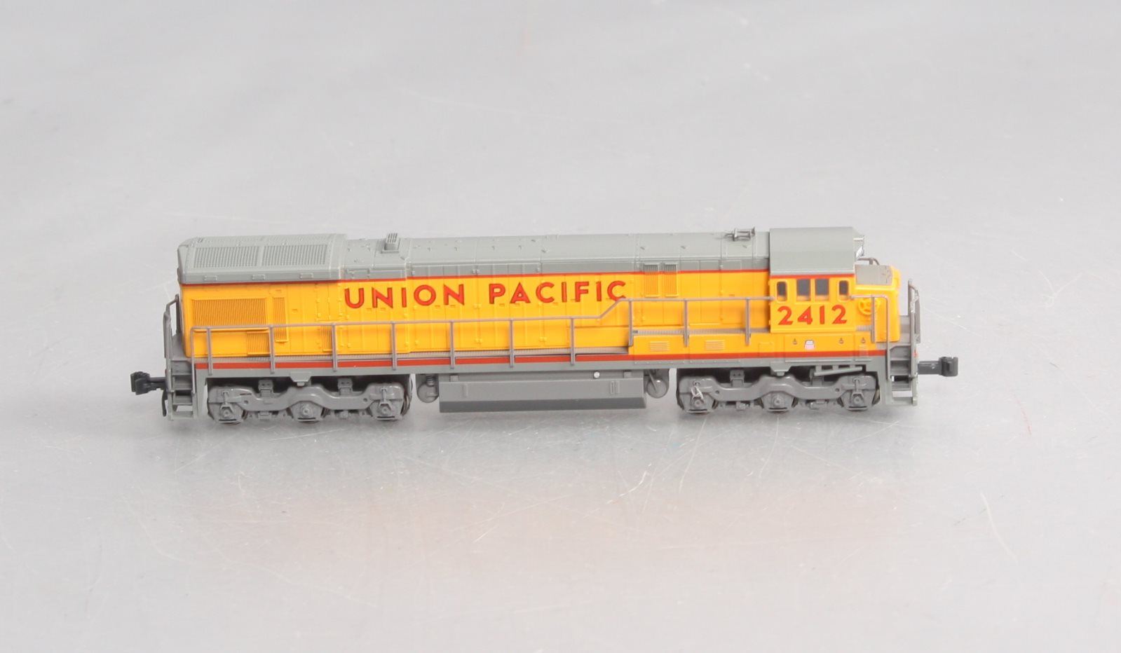Kato 176-0945 N Scale Union Pacific C30-7 Diesel Locomotive #2412