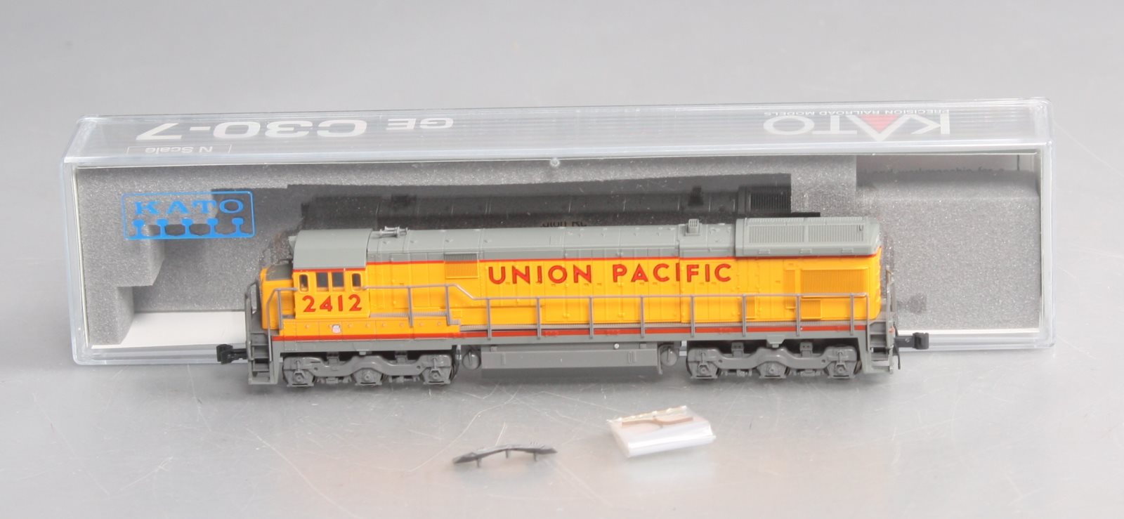 Kato 176-0945 N Scale Union Pacific C30-7 Diesel Locomotive #2412
