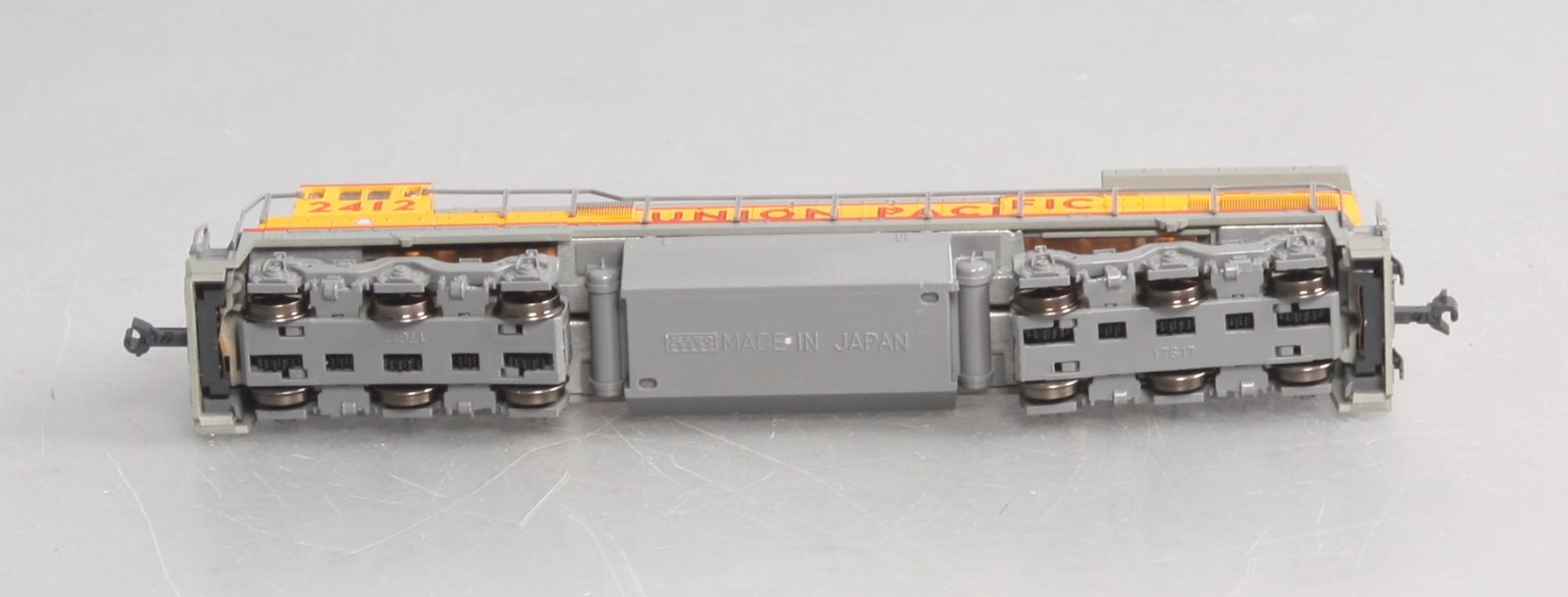 Kato 176-0945 N Scale Union Pacific C30-7 Diesel Locomotive #2412