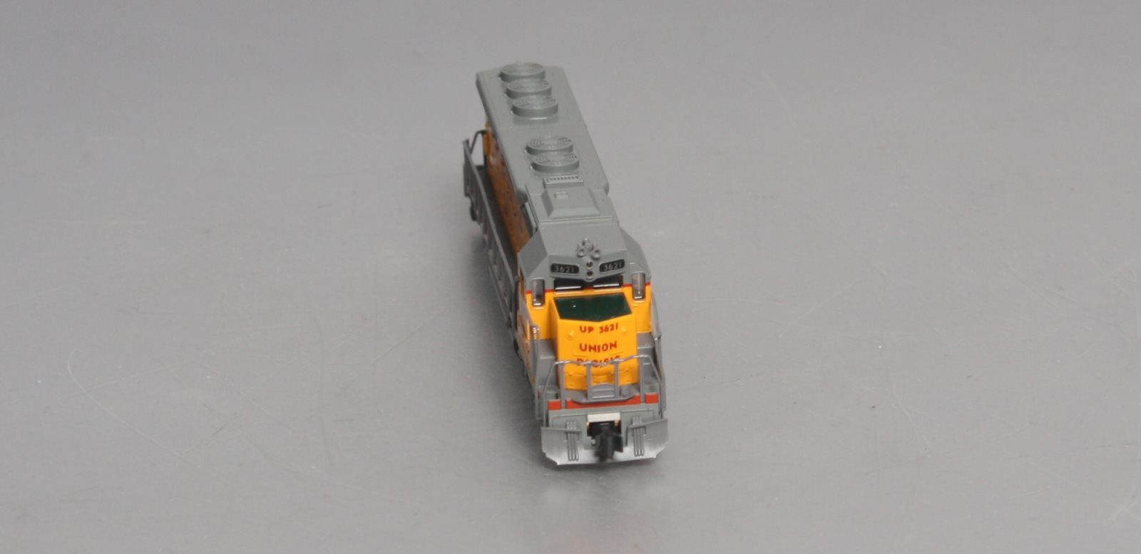 Kato 176-3133 N Scale Union Pacific SD45 Diesel Locomotive #3621