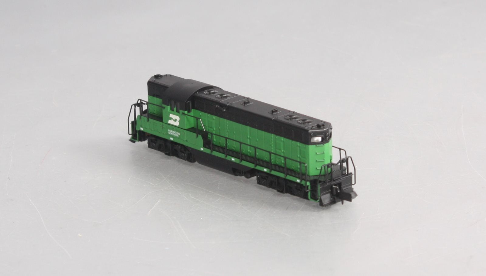 Atlas 48010 N Scale Burlington Northern Gp-7 Diesel Locomotive LN/Box