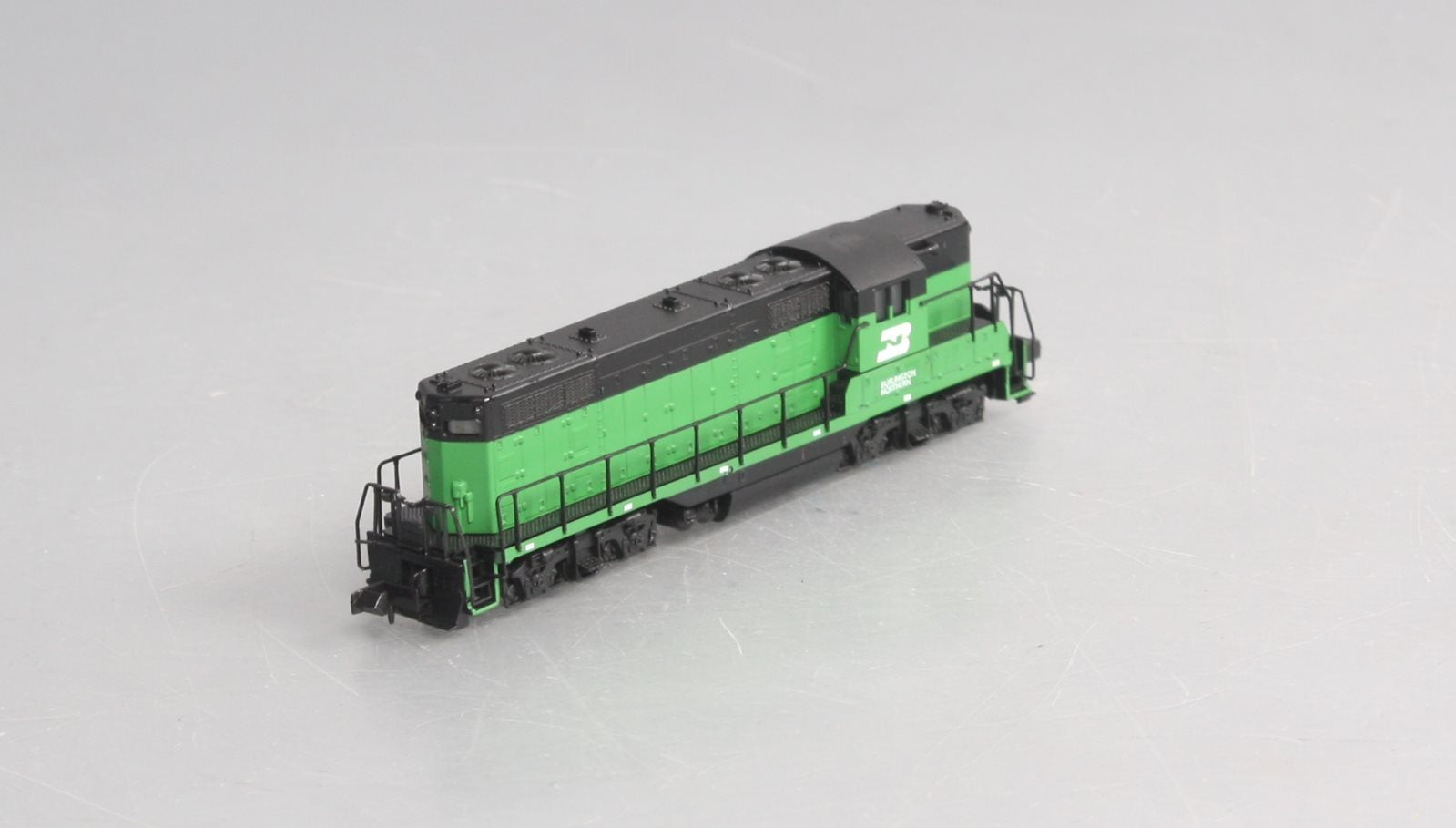 Atlas 48010 N Scale Burlington Northern Gp-7 Diesel Locomotive LN/Box