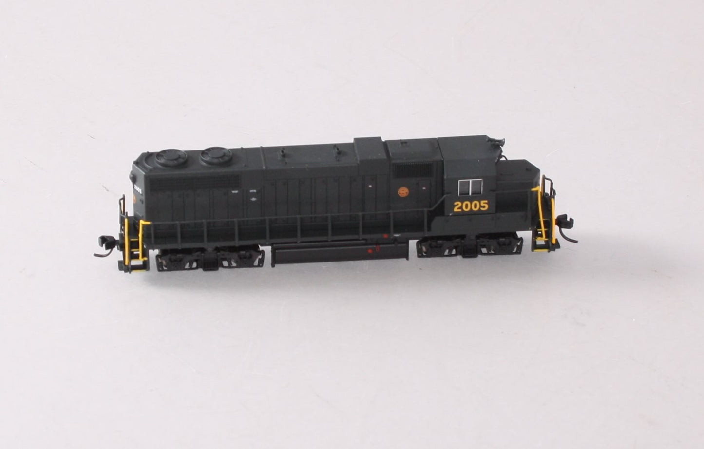 Atlas 40000261 N Scale PRSL GP38 Diesel Locomotive Low #2005 w/DCC
