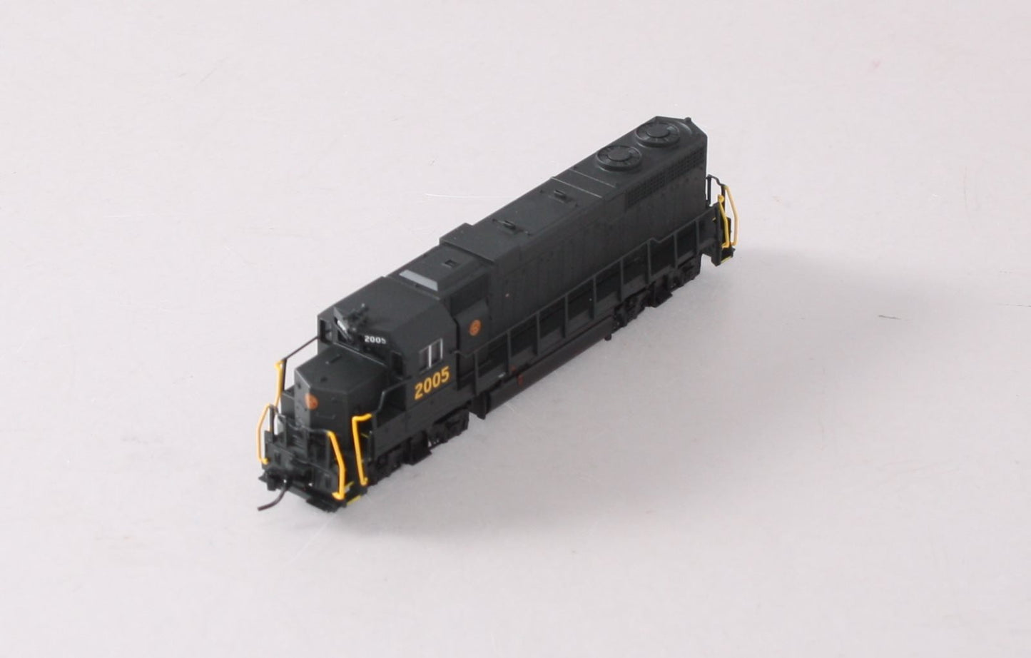 Atlas 40000261 N Scale PRSL GP38 Diesel Locomotive Low #2005 w/DCC