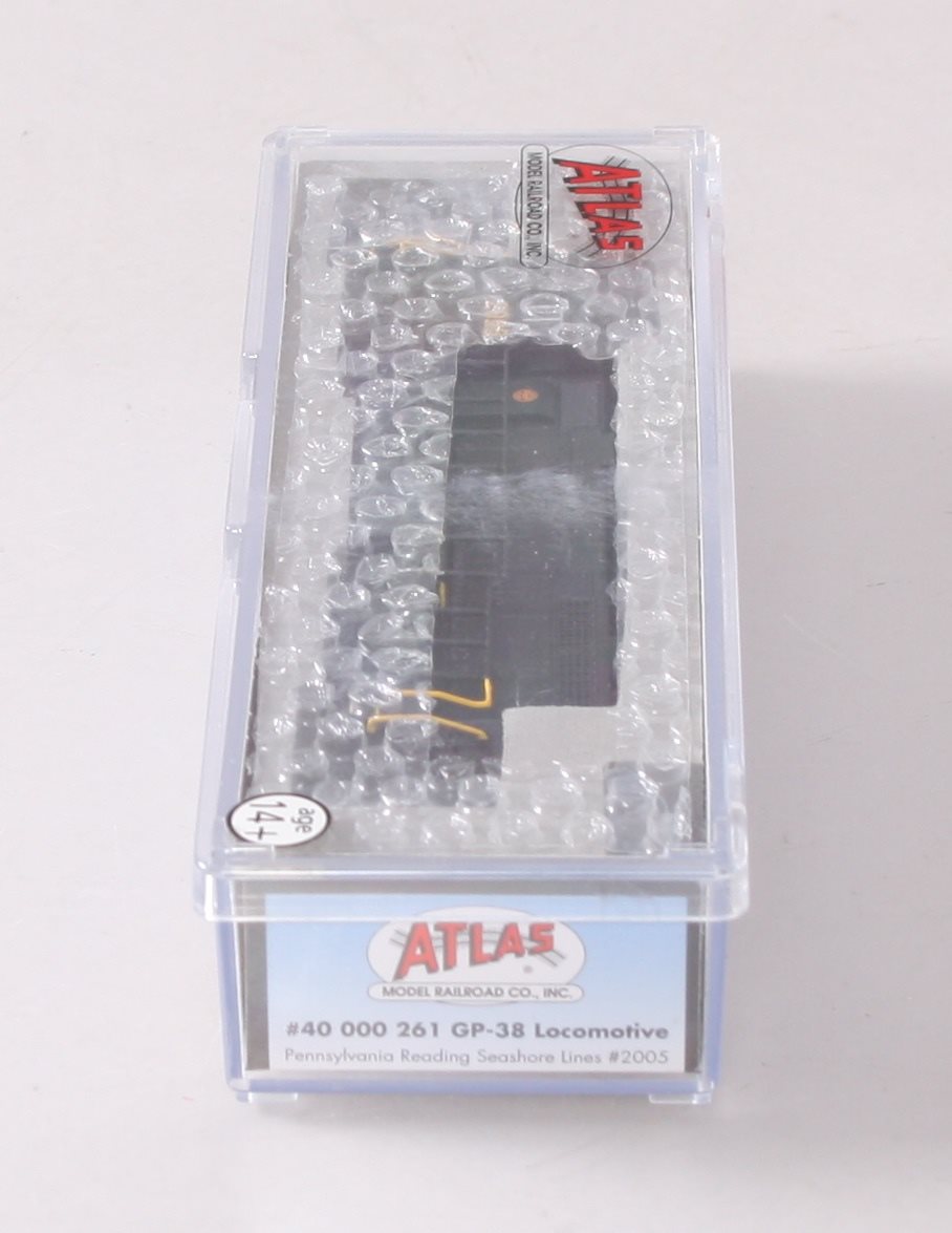 Atlas 40000261 N Scale PRSL GP38 Diesel Locomotive Low #2005 w/DCC