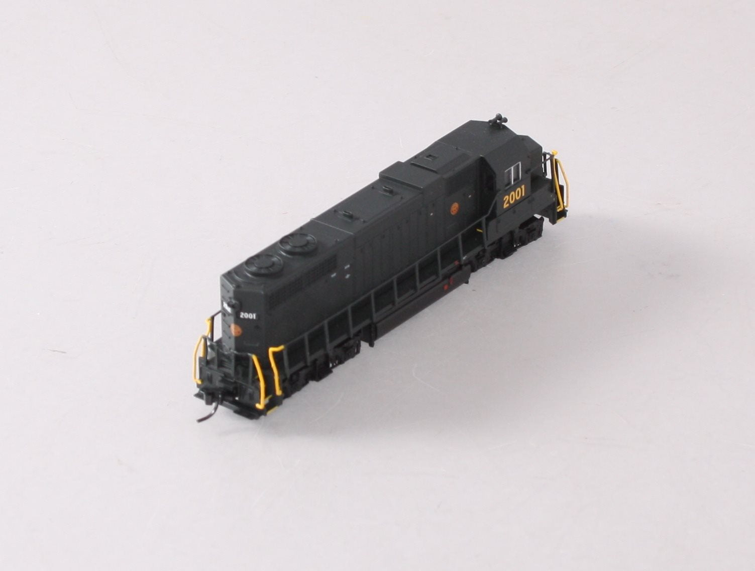 Atlas 40000226 N Scale PRSL GP38 Low Nose Diesel Locomotive #2001