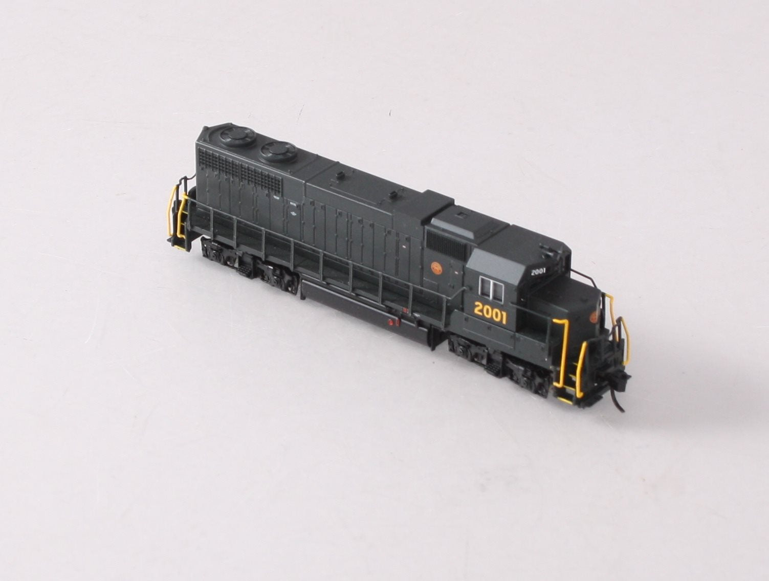 Atlas 40000226 N Scale PRSL GP38 Low Nose Diesel Locomotive #2001