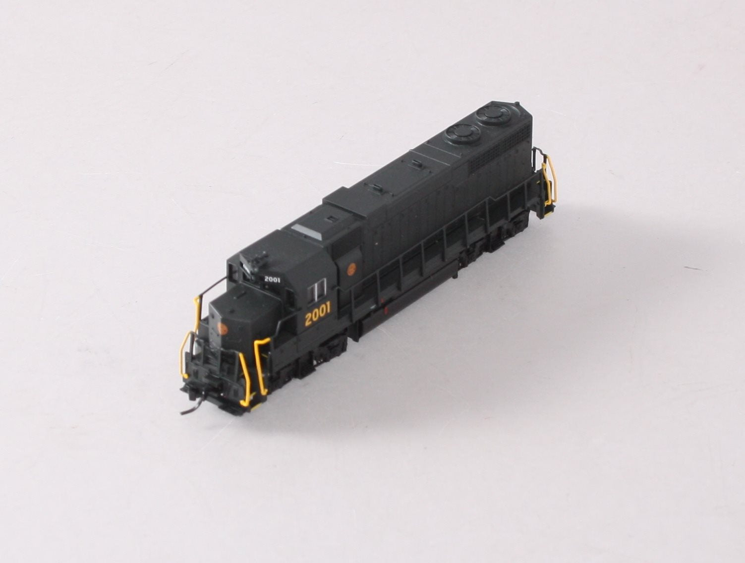 Atlas 40000226 N Scale PRSL GP38 Low Nose Diesel Locomotive #2001