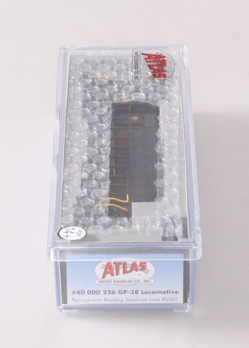 Atlas 40000226 N Scale PRSL GP38 Low Nose Diesel Locomotive #2001
