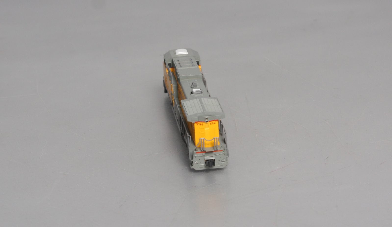 Kato 176-7006 N Scale Union Pacific AC4400CW Diesel w/Lightning Stripe #5767