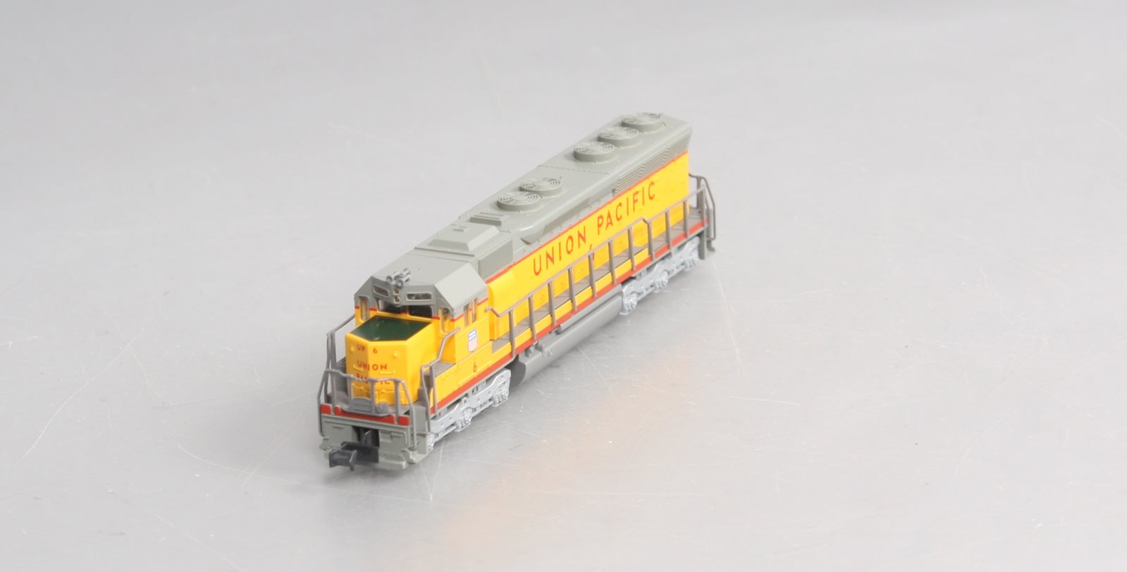 Kato 176-3118 N Scale Union Pacific EMD SD45 Diesel Locomotive #6 LN/Box