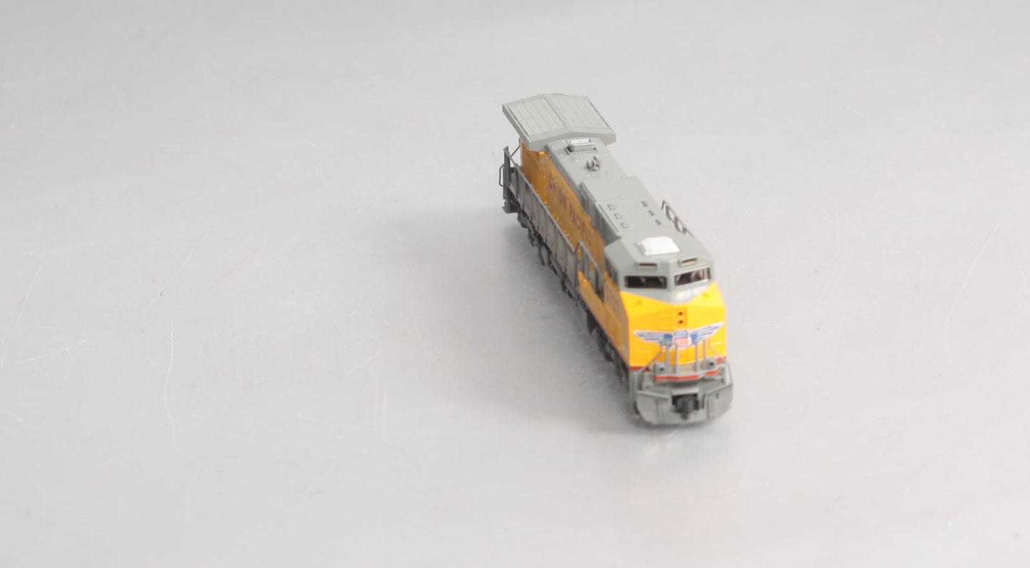 Kato 176-7005 N Scale Union Pacific AC4400CW Diesel Locomotive #5727