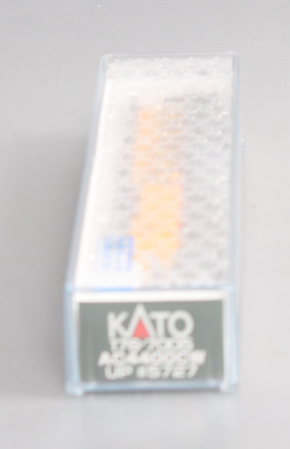 Kato 176-7005 N Scale Union Pacific AC4400CW Diesel Locomotive #5727