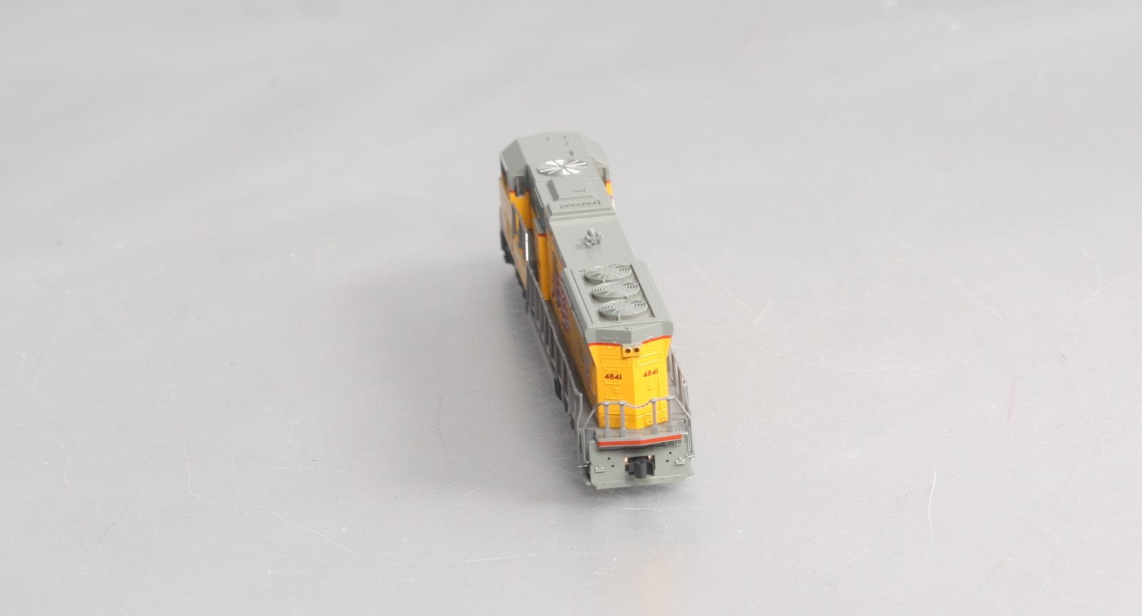 Kato 176-7506 N Scale Union Pacific SD70 Diesel Locomotive #4841