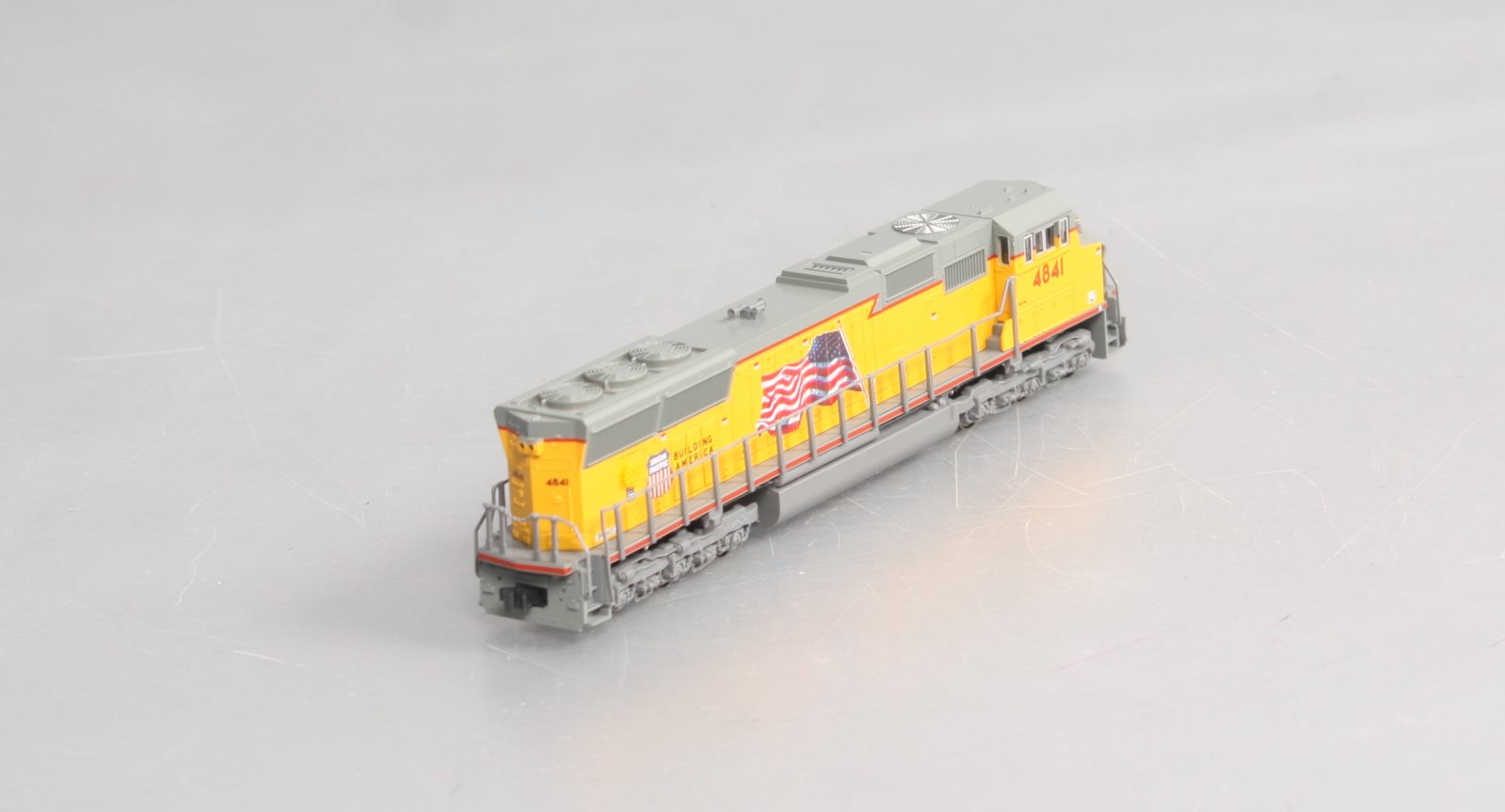 Kato 176-7506 N Scale Union Pacific SD70 Diesel Locomotive #4841