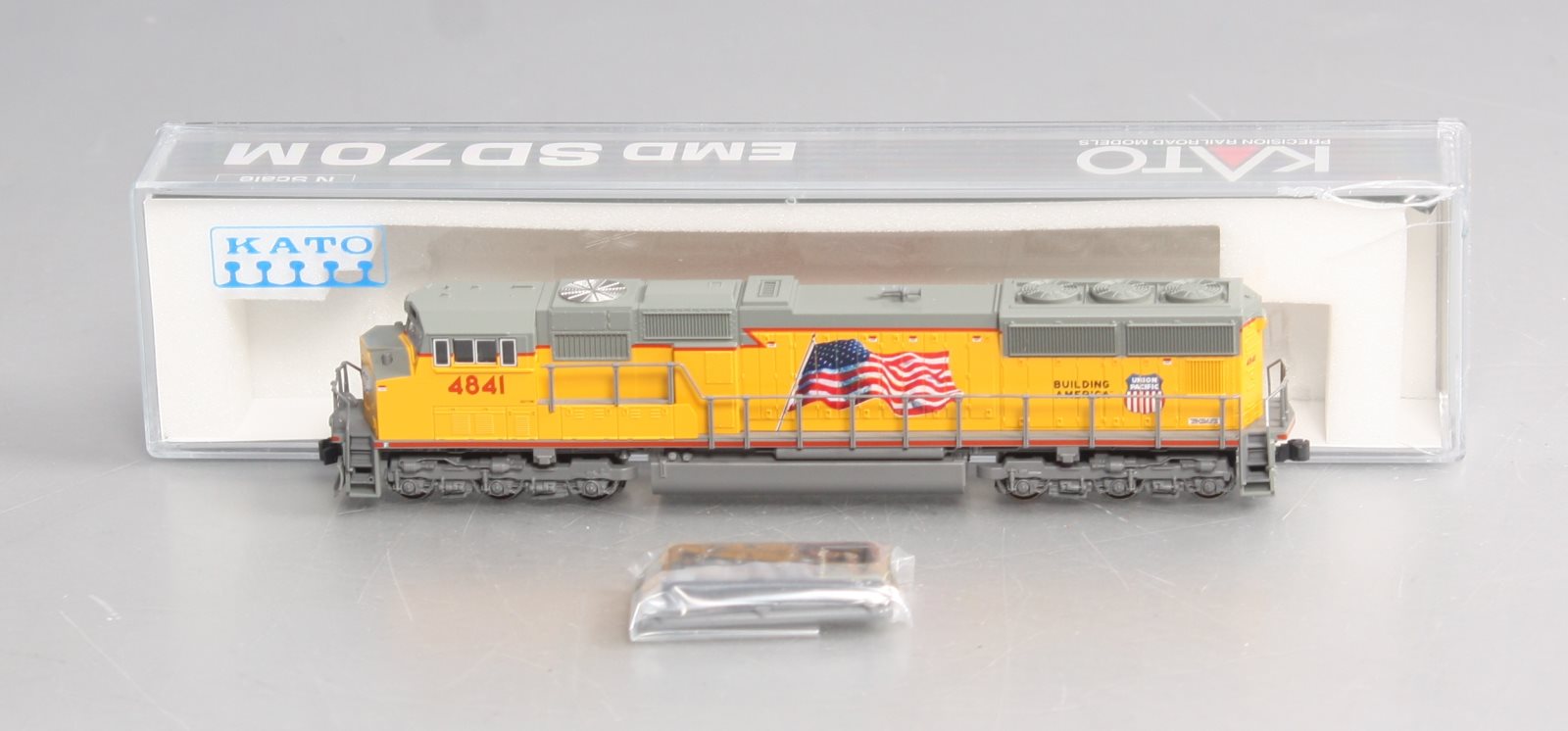 Kato 176-7506 N Scale Union Pacific SD70 Diesel Locomotive #4841