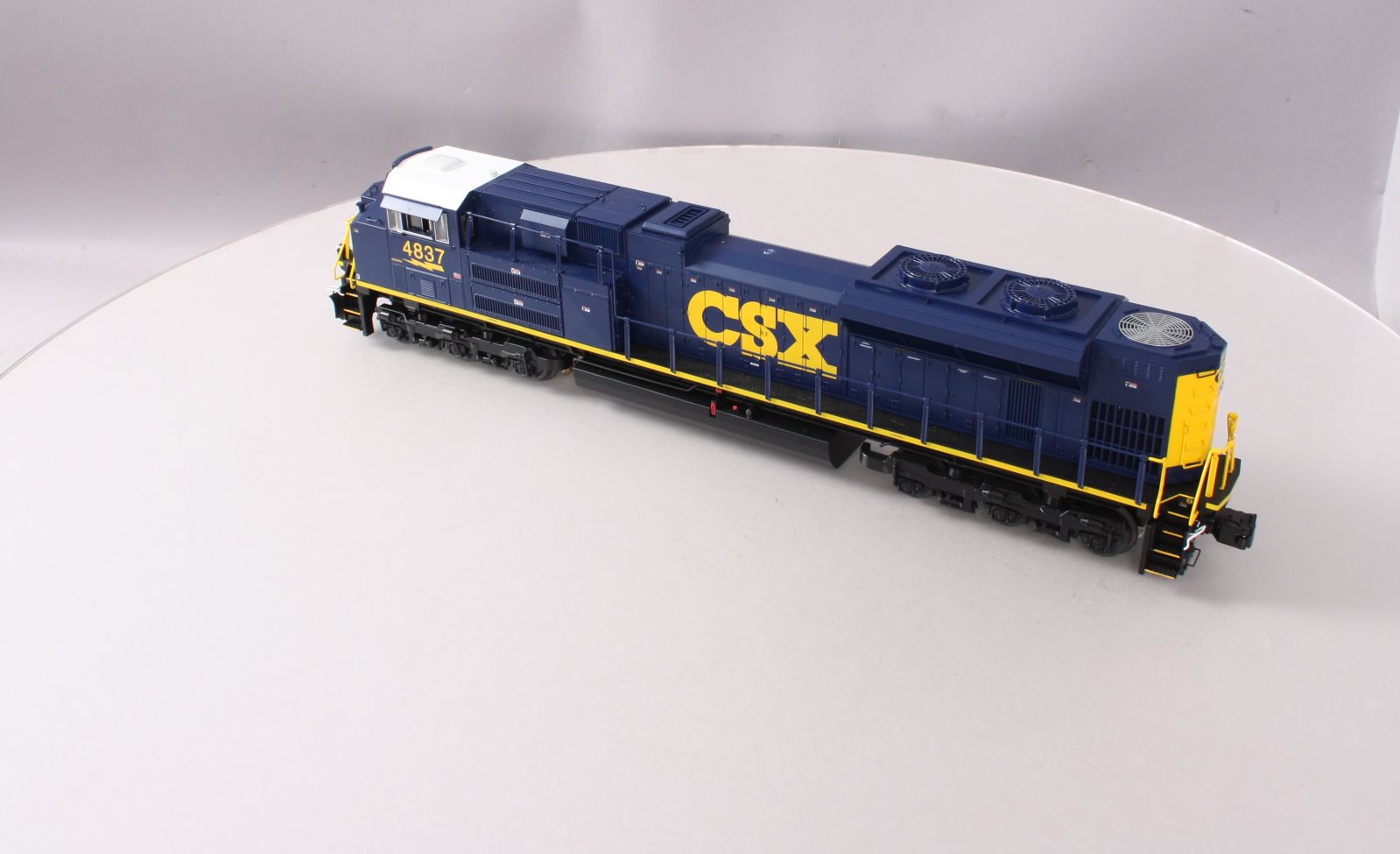 Lionel 6-84100 CSX Legacy SD70ACe Diesel Locomotive #4837 – Trainz