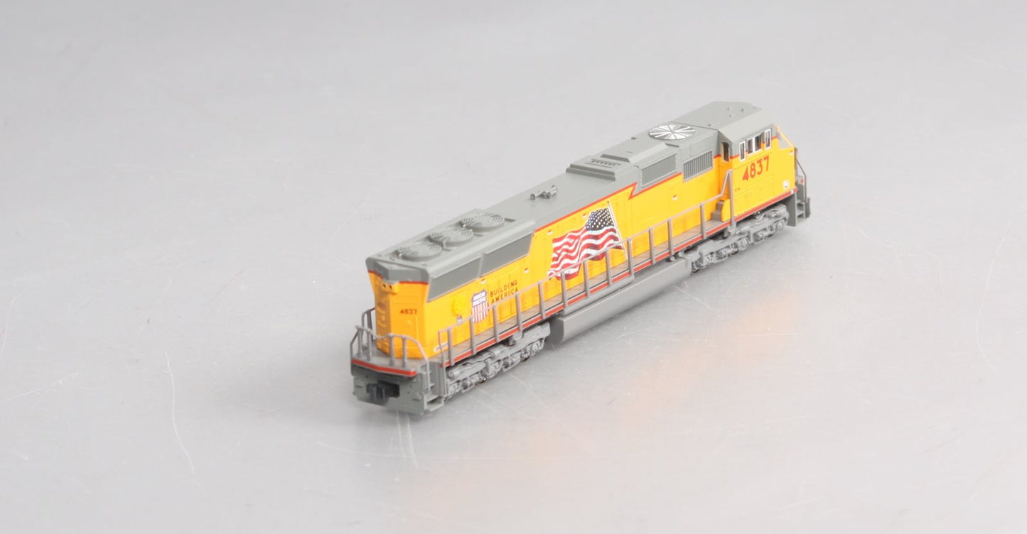 Kato 176-8604 N Scale Union Pacific SD70M Diesel Locomotive #4837
