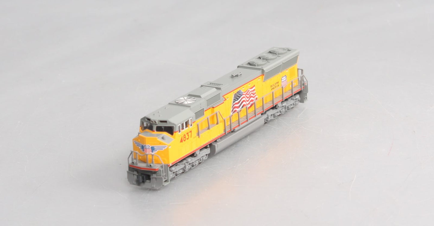 Kato 176-8604 N Scale Union Pacific SD70M Diesel Locomotive #4837