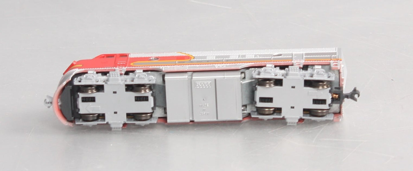 Kato 176-2122 N Scale Santa Fe F7A Powered Diesel Locomotive #40
