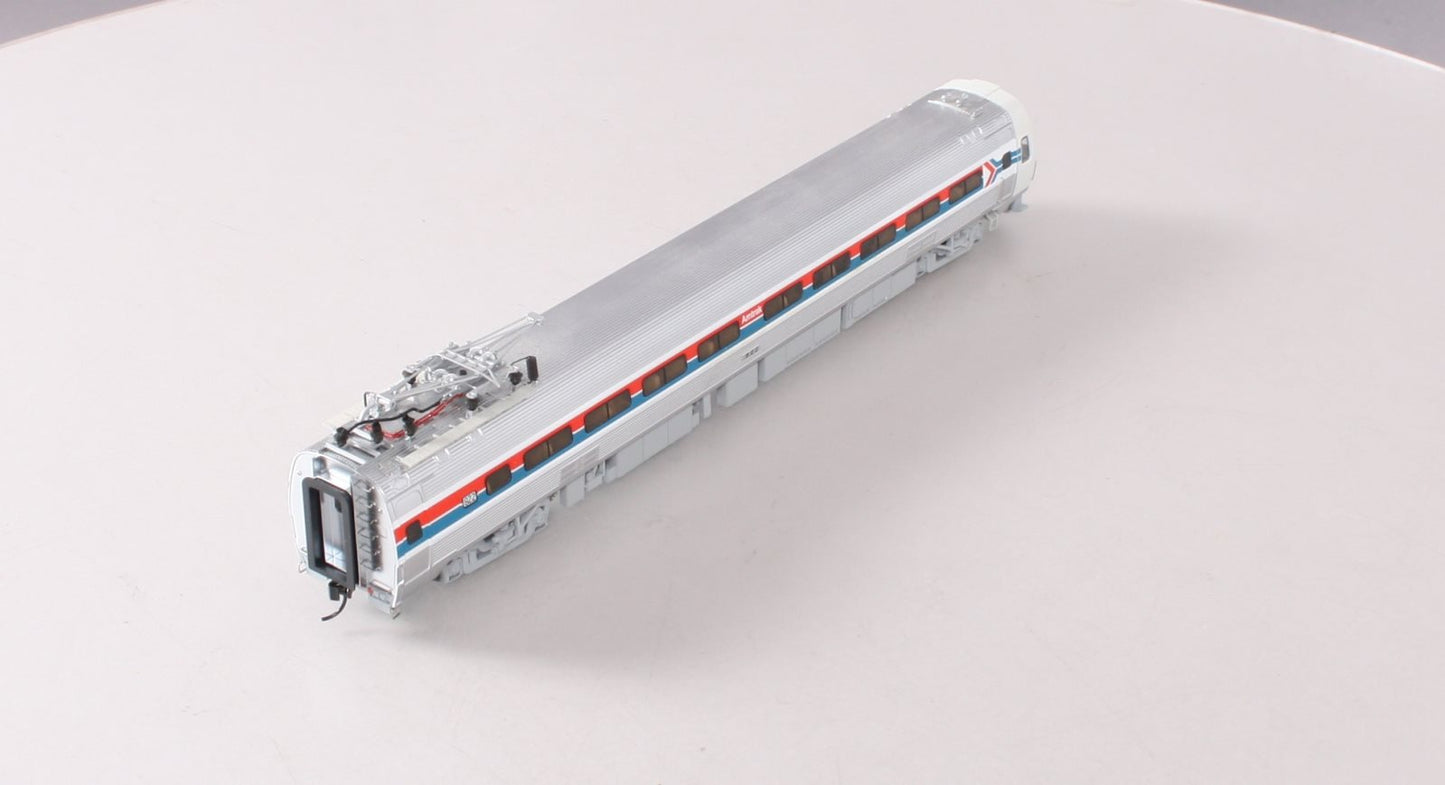 Walthers 920-13840 Amtrak 85' Budd Metroliner Coach #822