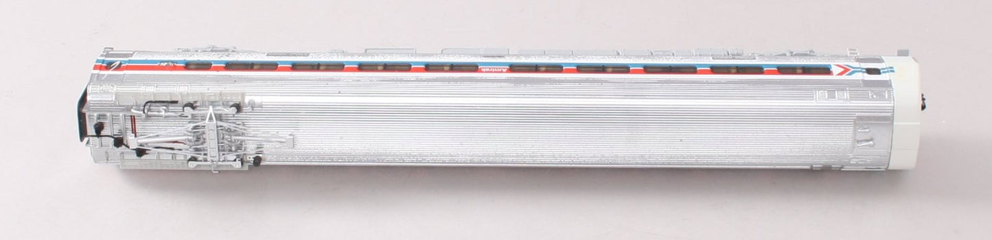 Walthers 920-13840 Amtrak 85' Budd Metroliner Coach #822