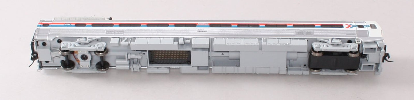 Walthers 920-13840 Amtrak 85' Budd Metroliner Coach #822
