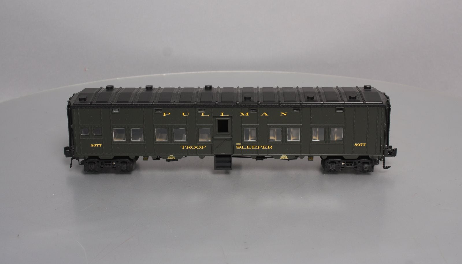 Weaver U21000LD O Gauge WW2 Pullman Troop Sleeper #8077 - 3 Rail NIB
