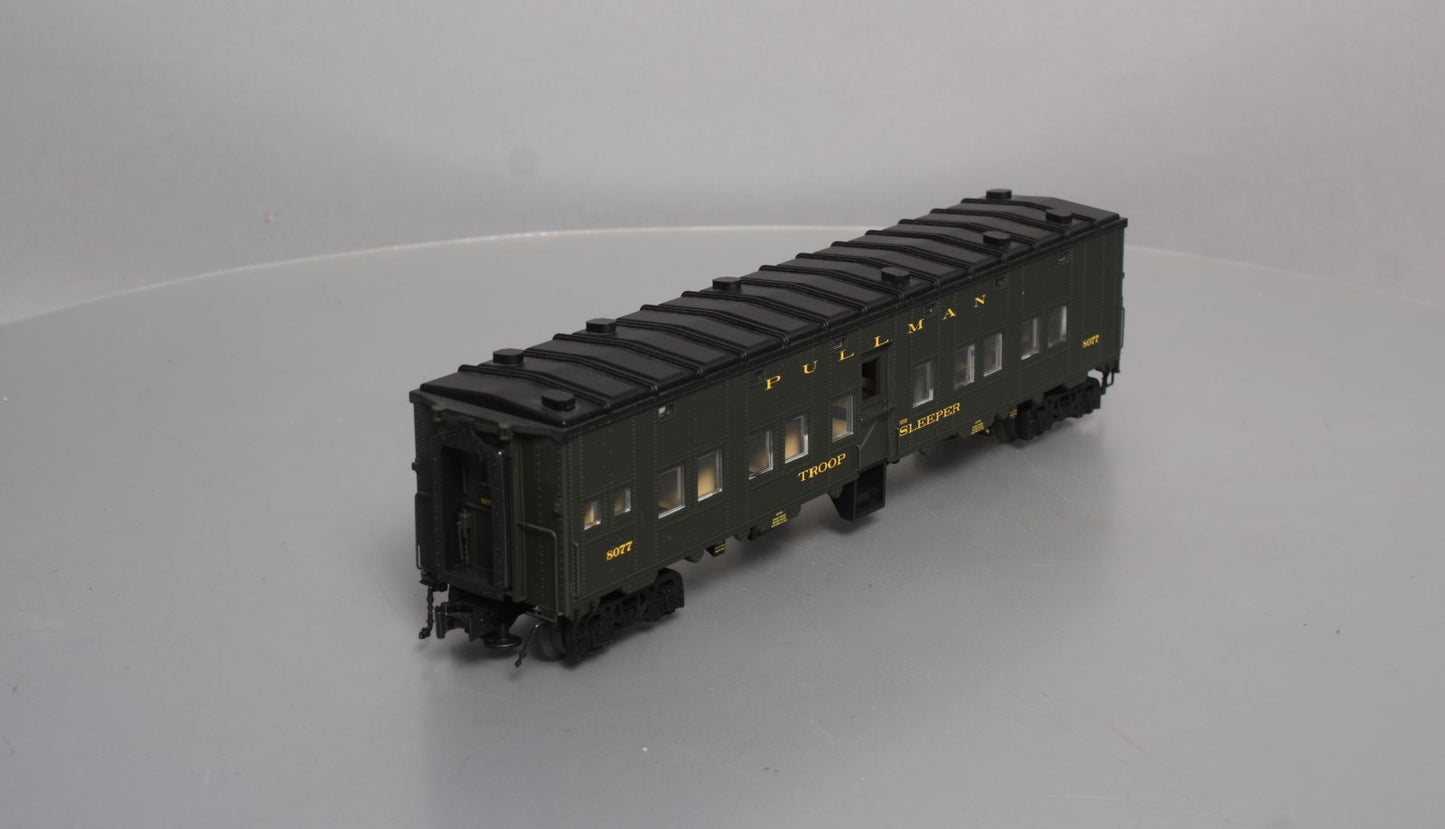 Weaver U21000LD O Gauge WW2 Pullman Troop Sleeper #8077 - 3 Rail NIB