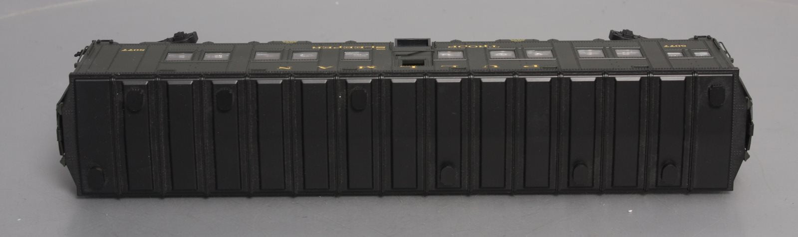 Weaver U21000LD O Gauge WW2 Pullman Troop Sleeper #8077 - 3 Rail NIB