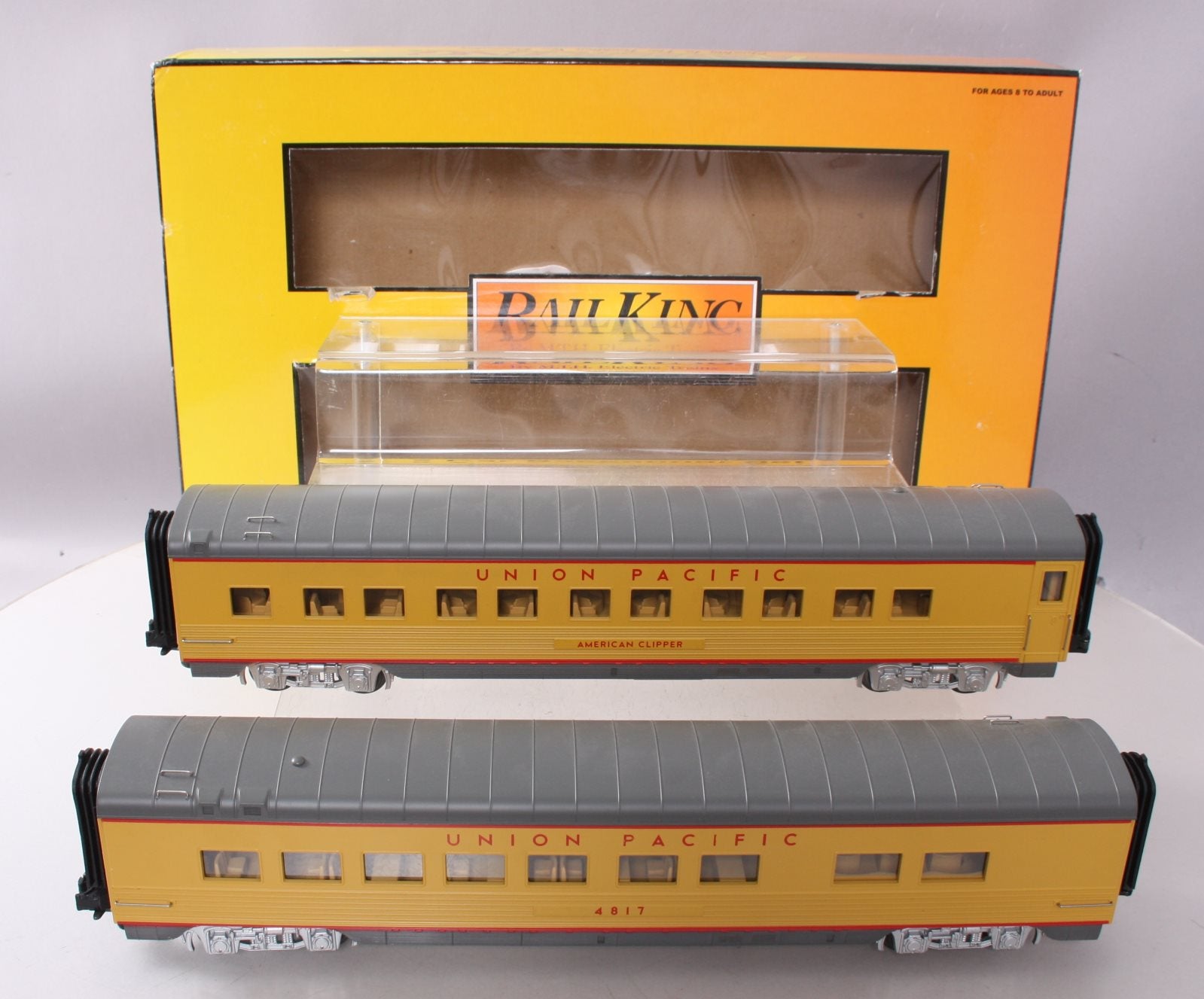 MTH 30-6722 O UP 60' Streamlined ABS Sleeper/Diner Passenger Set (Set of 2) LN/Box