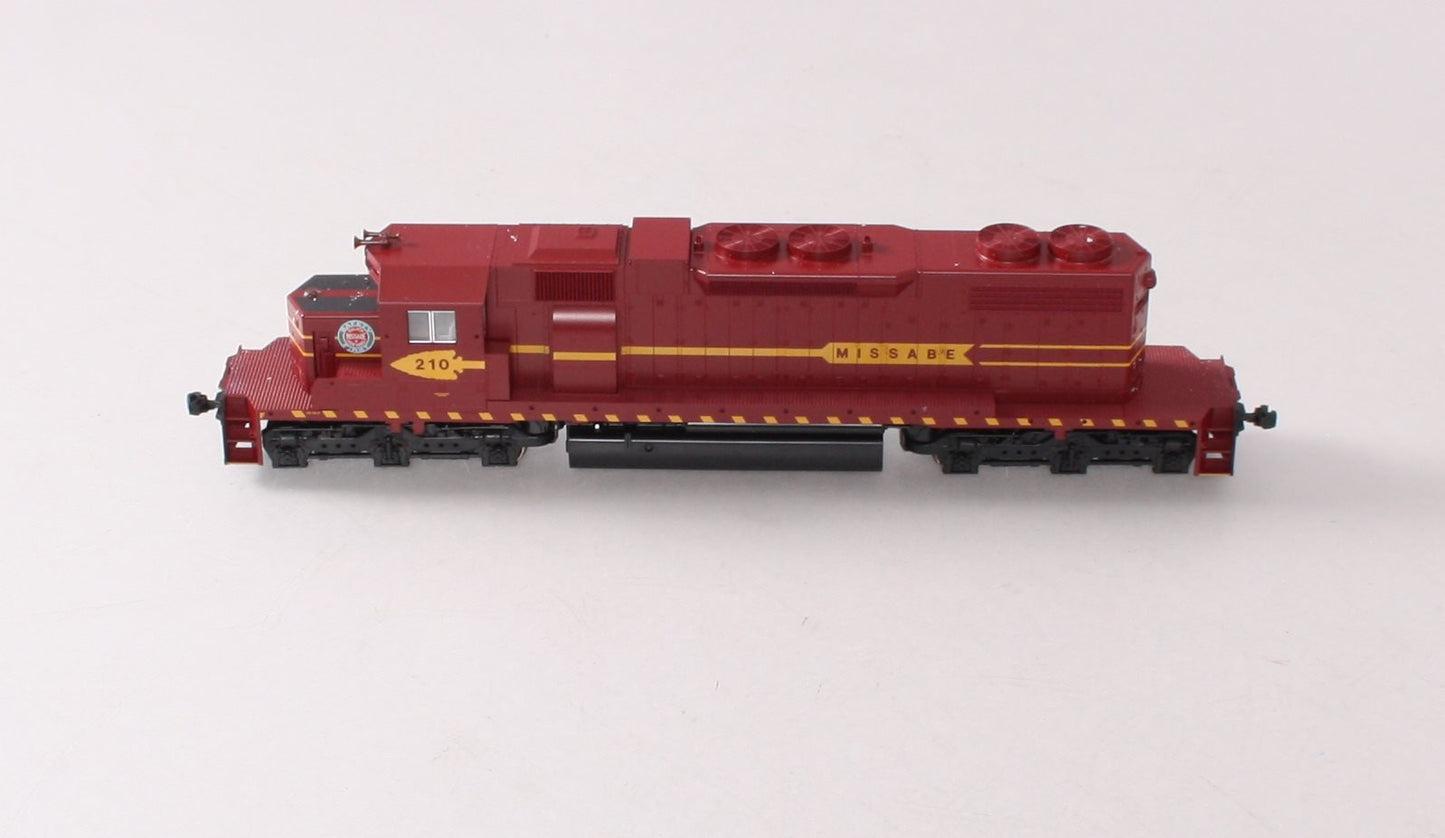 Kato 37-6531 HO DM&IR EMD SD38-2 Diesel Locomotive #210