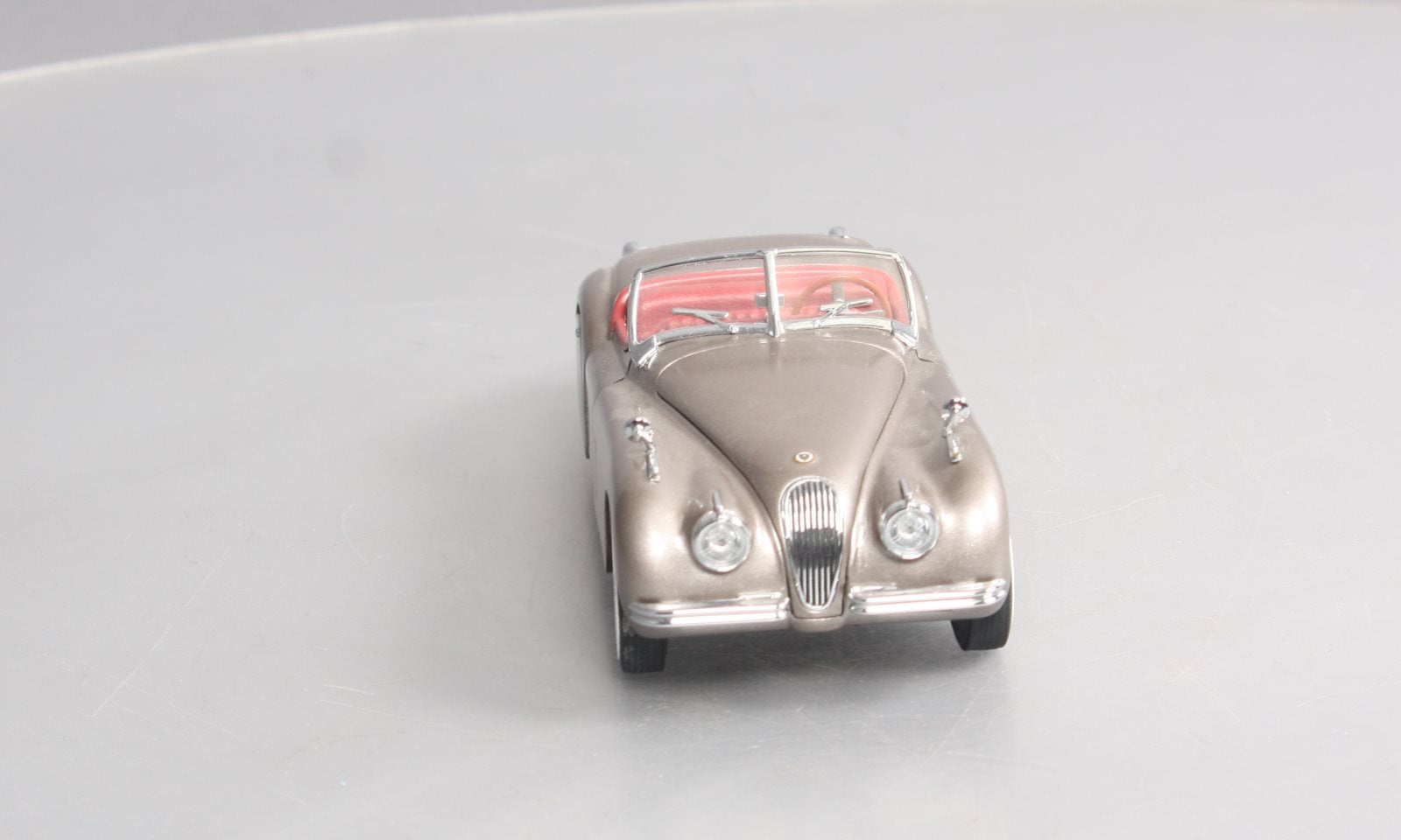 Danbury Mint 1949 1:24 Scale 1949 Jaguar XK120 Diecast Car NIB