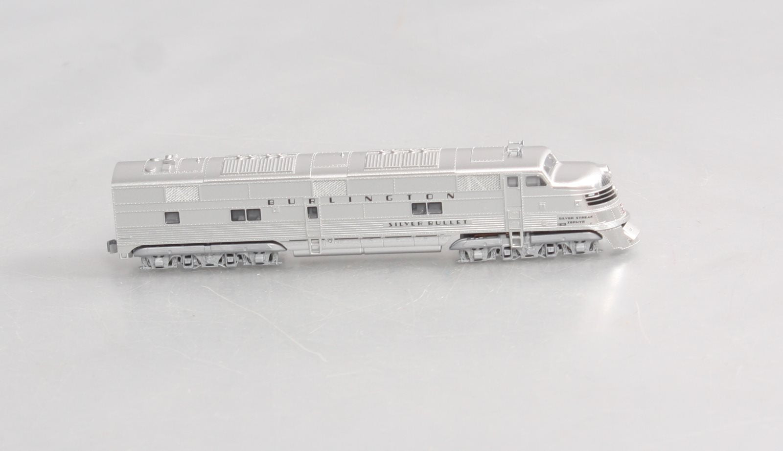 Kato 106-090 N CB&Q EMD E5A Diesel & Silver Streak Zephyr Passenger Set LN/Box