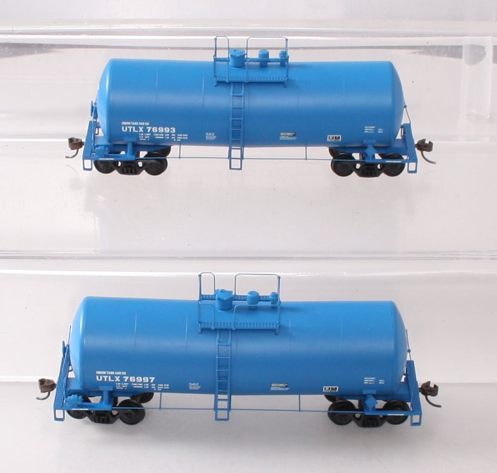 Walthers 932-27202 HO UTLX 16,000 Gallon Funnel Flow Tank Cars (Pack of 2) LN/Box