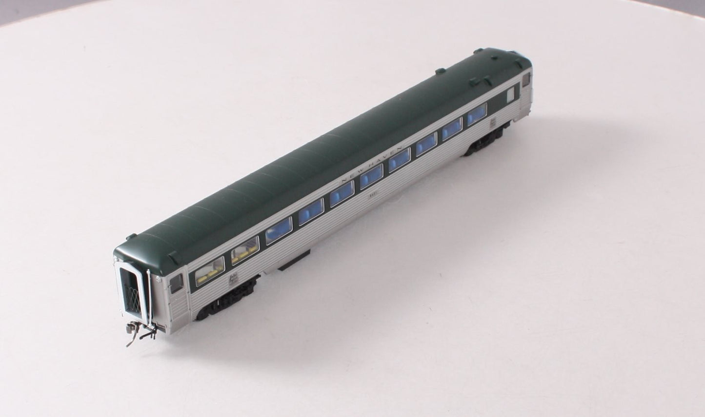 Rapido Trains 017200 HO New Haven Delivery 8600 Coach Skirted #8601