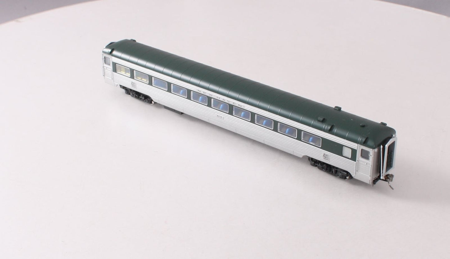 Rapido Trains 017201 HO New Haven Delivery 8600 Coach Skirted #8610