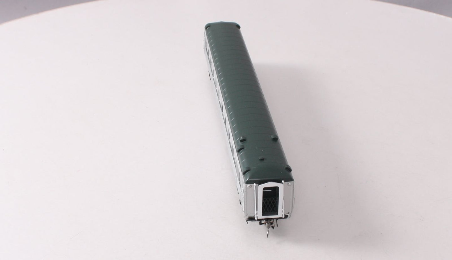 Rapido Trains 017201 HO New Haven Delivery 8600 Coach Skirted #8610
