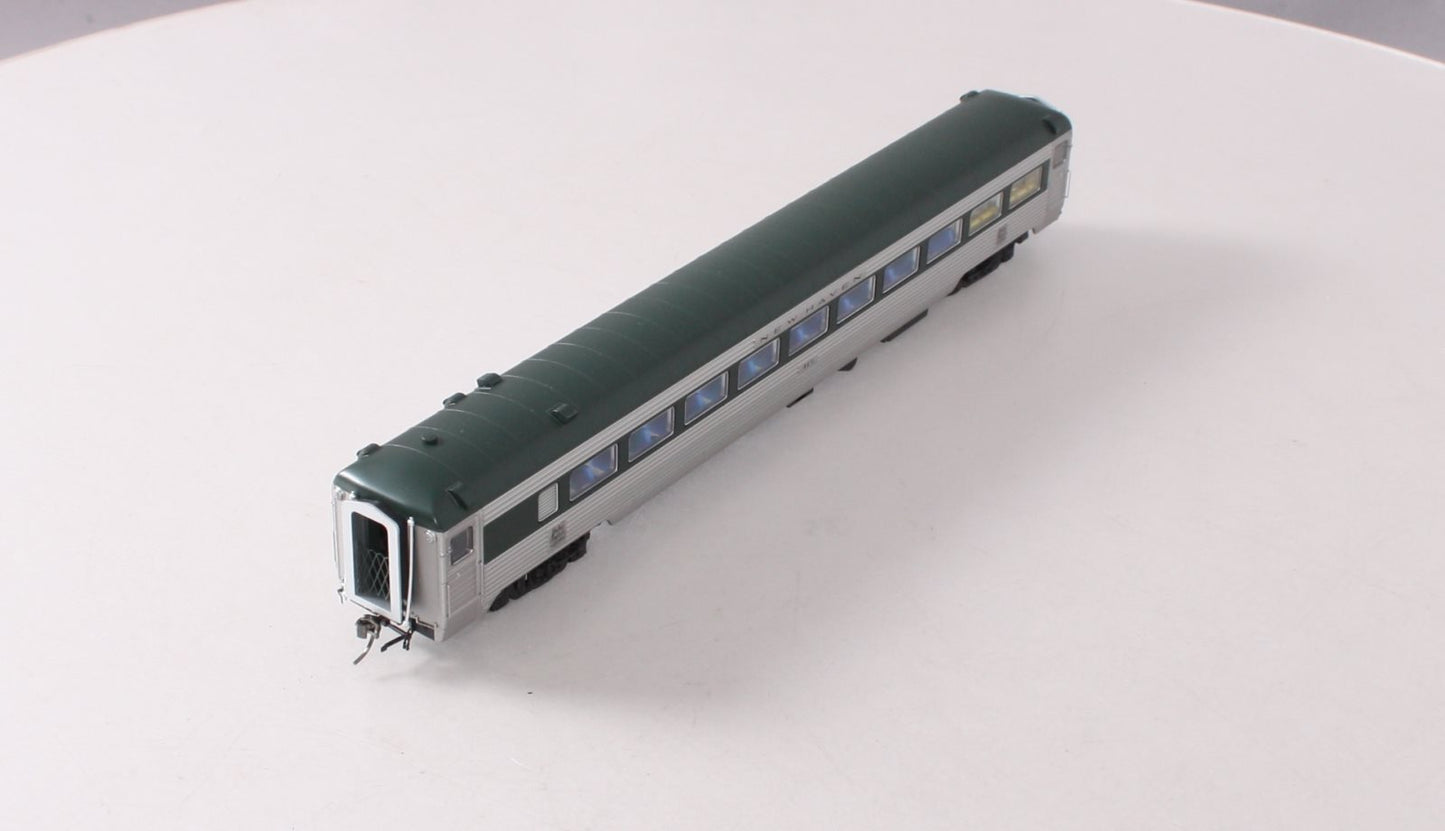 Rapido Trains 017202 HO New Haven Delivery 8600 SS Coach Skirted #8611