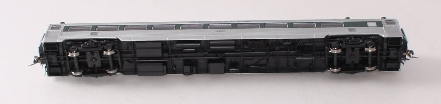 Rapido Trains 017202 HO New Haven Delivery 8600 SS Coach Skirted #8611