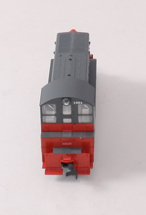 Kato 37-11B HO Southern Pacific EMD NW2 Phase II Diesel Locomotive #1904 -DC