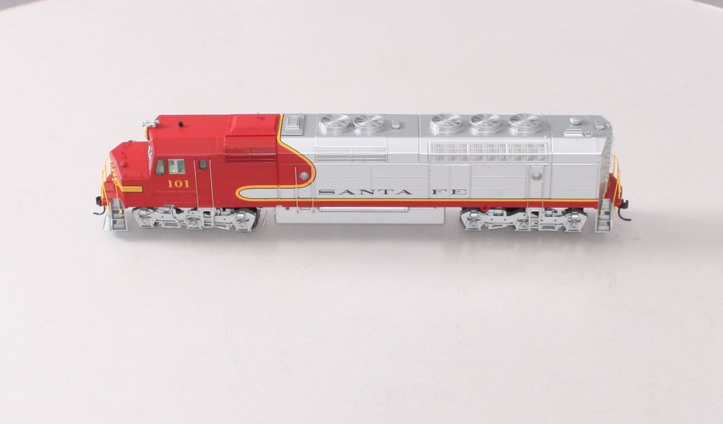 Athearn G67661 HO Santa Fe/Superchief FP45 Diesel Locomotive w/DCC & Sound #101